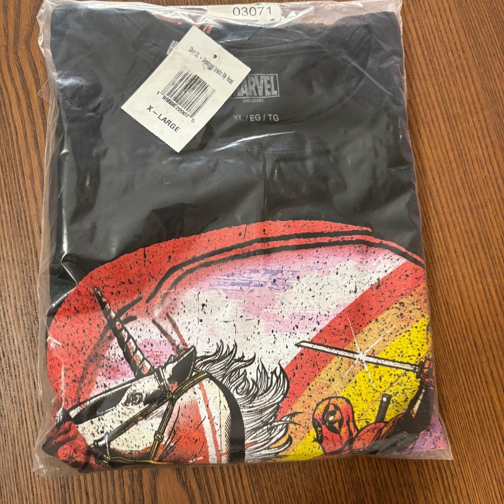 Marvel Deadpool Graphic Tee Mens X-Large XL Black‎ New Unicorn Rainbow Shirt - Picture 7 of 9